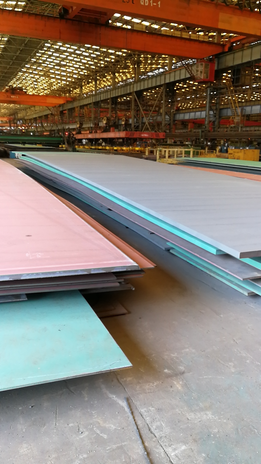 千豪磁電吊鋼板用夾具，電永磁吊具，磁力吊具